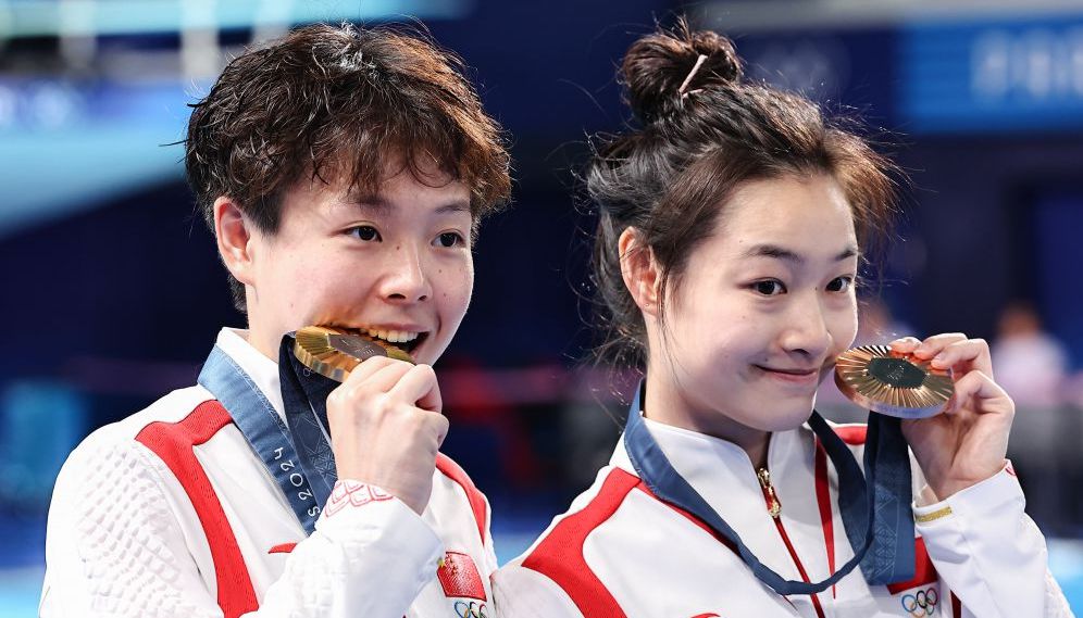诺伊尔：乌尔比希一定会接替我的位置；我想慢慢考虑未来